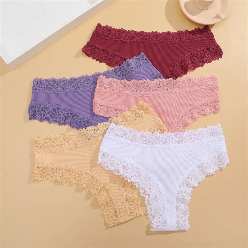 Kit 05 Calcinhas Femininas em Algodão com Renda Floral (COMPRE 01 E LEVE 2)
