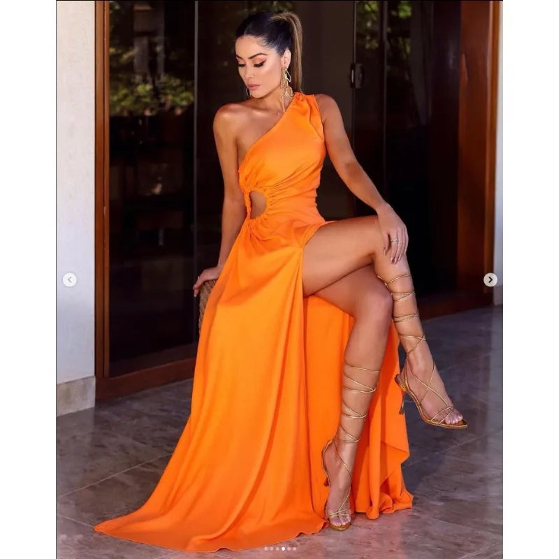 Vestido Sensual com Fenda