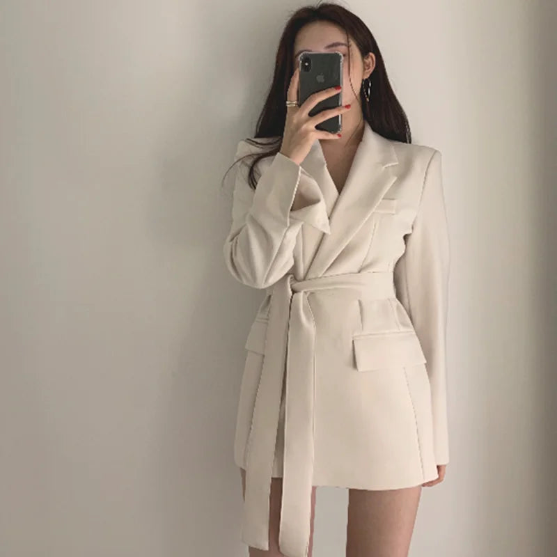 Casaco Feminino Longo com Cinto