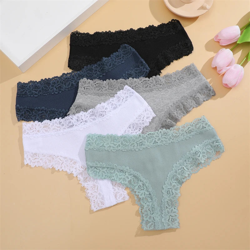 Kit 05 Calcinhas Femininas em Algodão com Renda Floral (COMPRE 01 E LEVE 2)