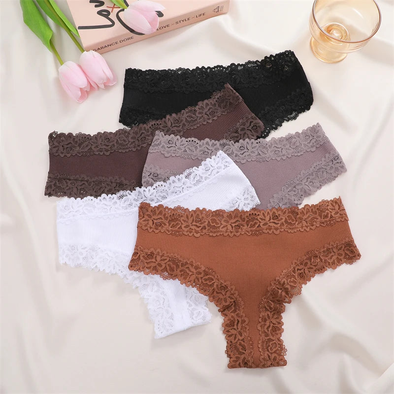 Kit 05 Calcinhas Femininas em Algodão com Renda Floral (COMPRE 01 E LEVE 2)